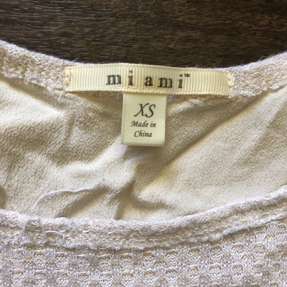 Francesca’s Cream Top💗 - Picture 3 of 3